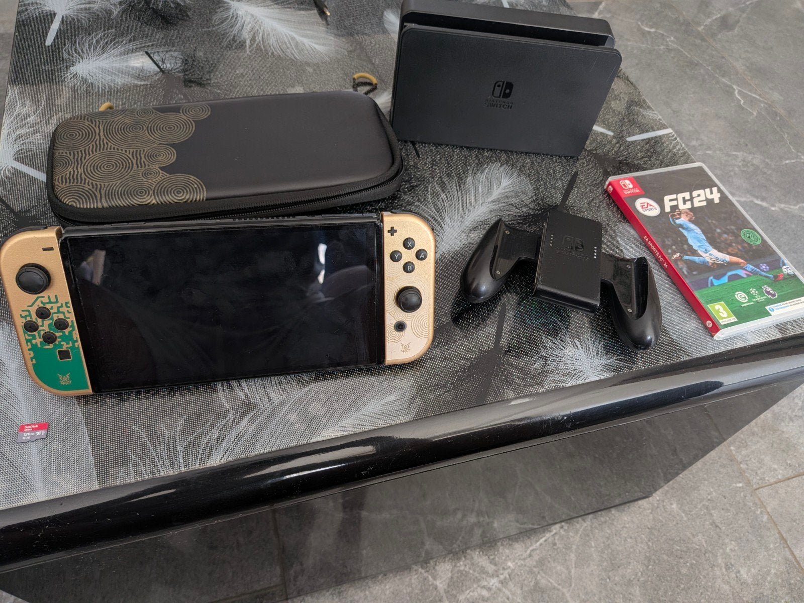 Nintendo Oled (Zelda) + Fc24, Ophalen, Nintendo, Zo goed als nieuw