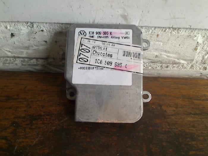 Airbag Module van een Volkswagen Fox, Gebruikt, -, Volkswagen, -