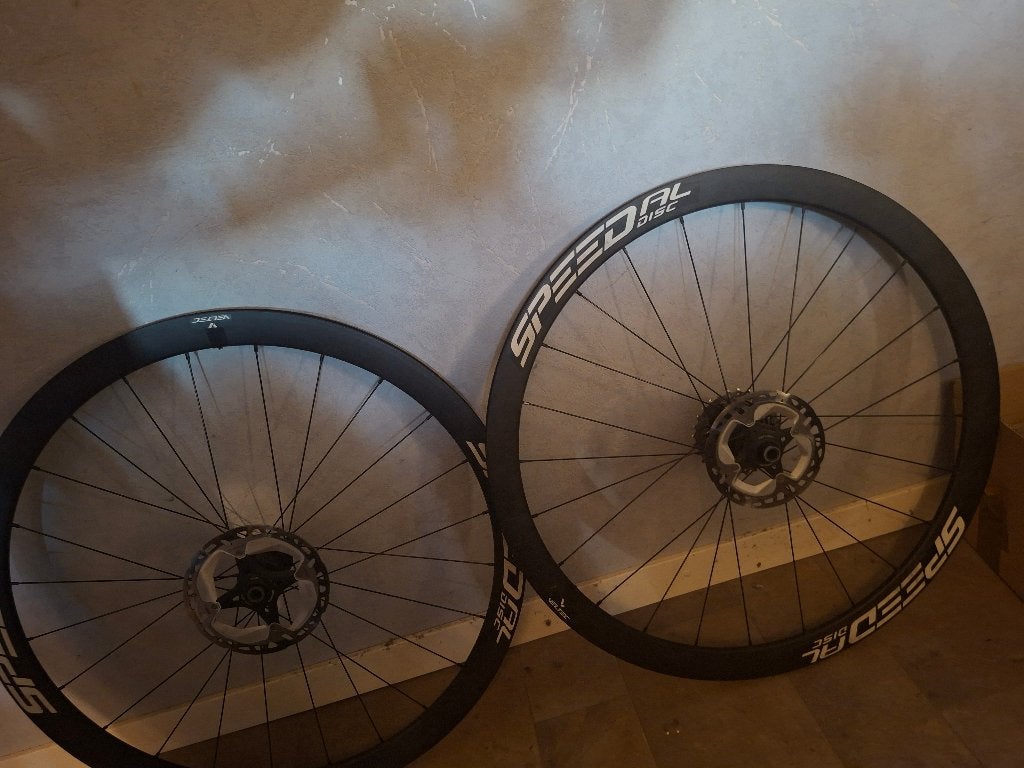 Wielen speed al disc, Ophalen, Gebruikt, Racefiets, Carbon