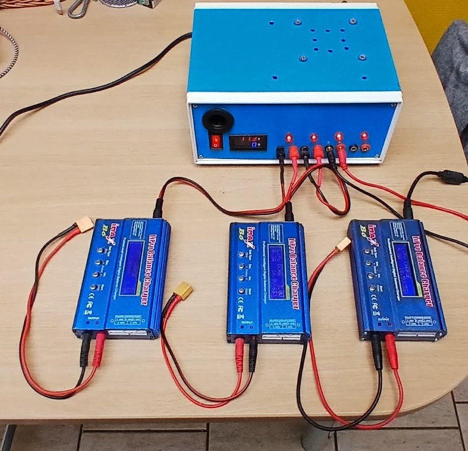 Alimentation 550Watts stabilisé 5X12V+3 Imax-B6, Enlèvement ou Envoi, Comme neuf