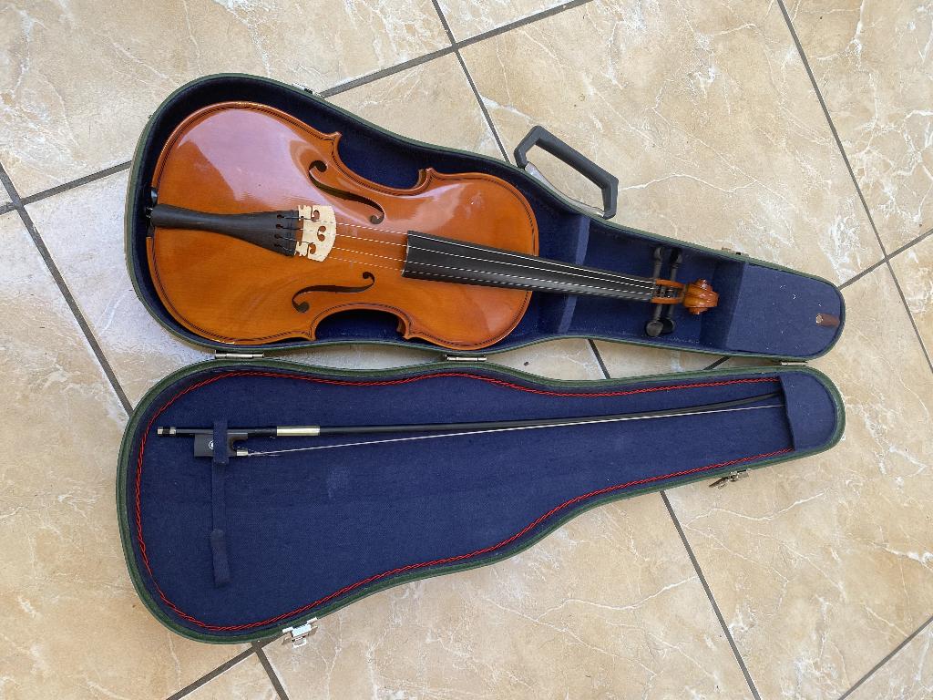 4/4 Viool uit 1988, Muziek en Instrumenten, Strijkinstrumenten | Violen en Altviolen, Gebruikt, Viool, 4/4-viool, Met koffer, Ophalen