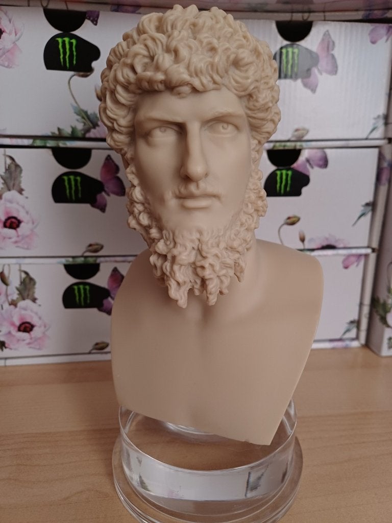 Presse-papier/beeld Lucius Verus, Enlèvement