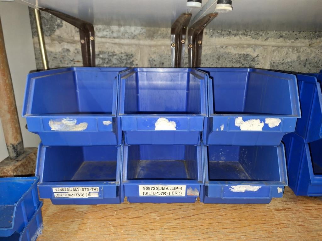 Opberg bakjes Overtoom en andere, Ophalen