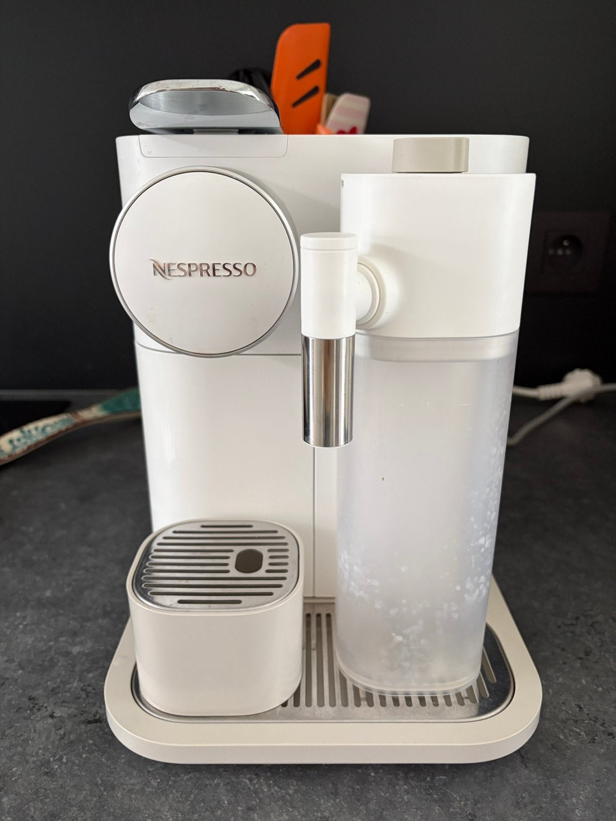 Nespresso gran lattissima koffiezet, Ophalen of Verzenden, Zo goed als nieuw