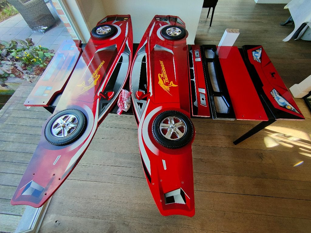 Hoogglanzend gelakt Ferrari bed, Huis en Inrichting, Ophalen, 90 cm, Eenpersoons, Zo goed als nieuw