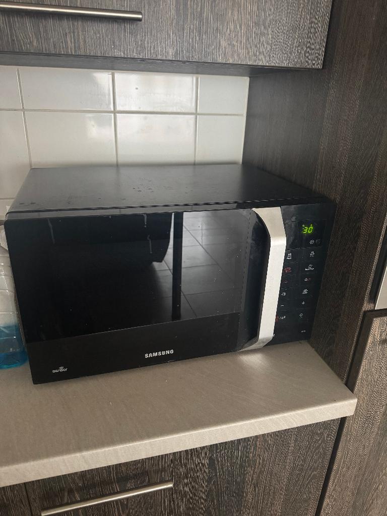 Micro Onde Samsung en tres bon etat, Electroménager, Enlèvement
