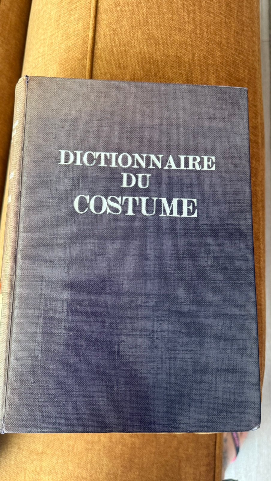 Oude woordenboek “Kostuums”, Ophalen of Verzenden
