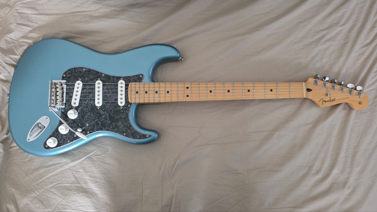 fender stratocaster MiM tidepool SSS, Muziek en Instrumenten, Ophalen, Fender