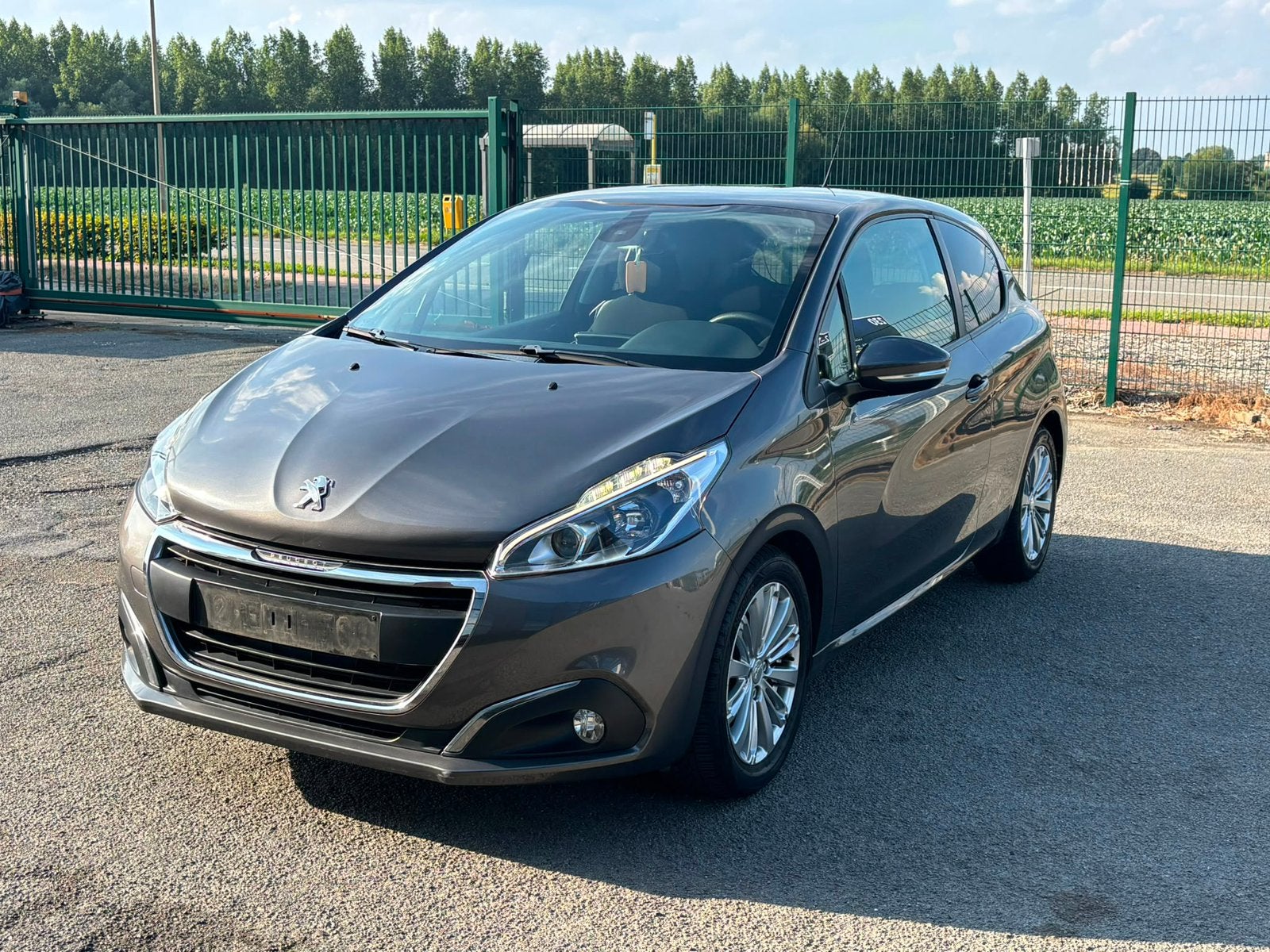 Peugeot 208 1.2 essence boite automatique gps airco, Achat, Euro 6, Entreprise, https://public.car-pass.be/vhr/81f45107-3041-4849-8c43-3acb3043cc48