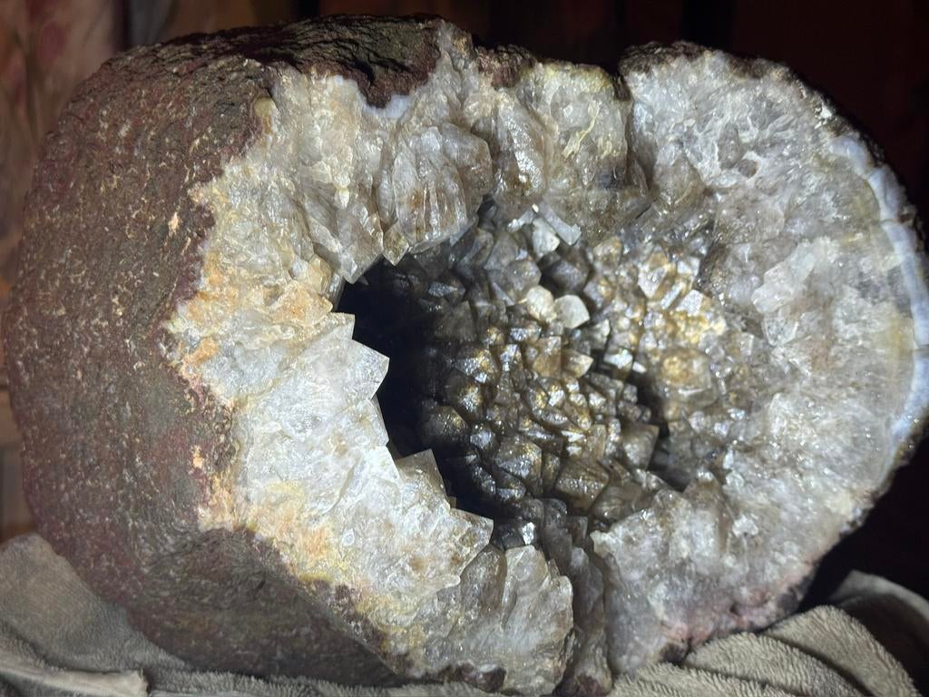Geode de quartz fumée, Jardin & Terrasse, Enlèvement, Comme neuf, Quartz