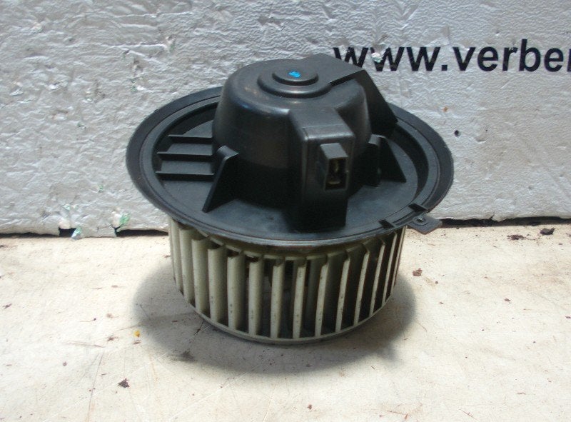 VENTILATEUR DE CHAUFFAGE Fiat Coupé (01-1993/09-2000), FCA Germany GmbH, IPC D1-09 Bahnhofsplatz
65423  Rüsselsheim am Main, DE
