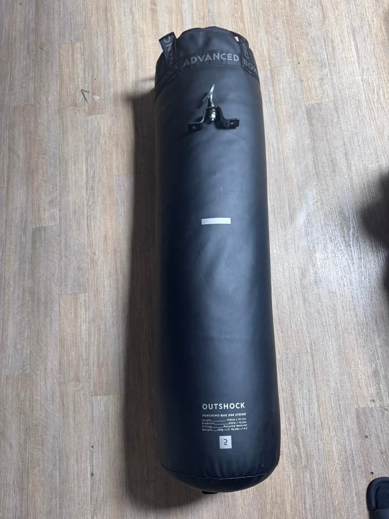 Sac de frappe OUTSHOCK, Enlèvement, Comme neuf, Sac de boxe
