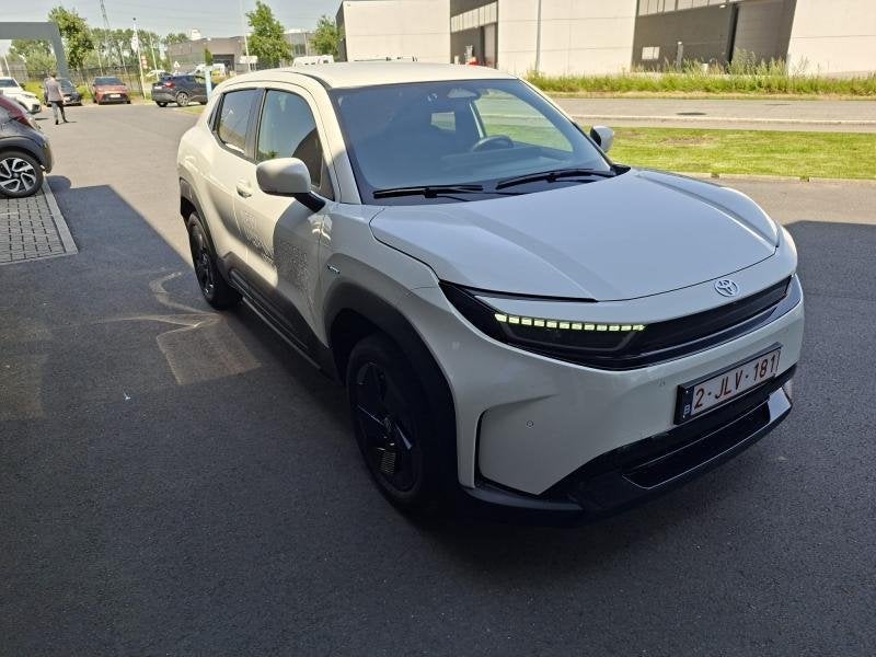 Toyota Urban Cruiser BEV 61 kWh 2WD Executive, Auto's, Automaat, Wit, Elektrisch, Urban Cruiser
