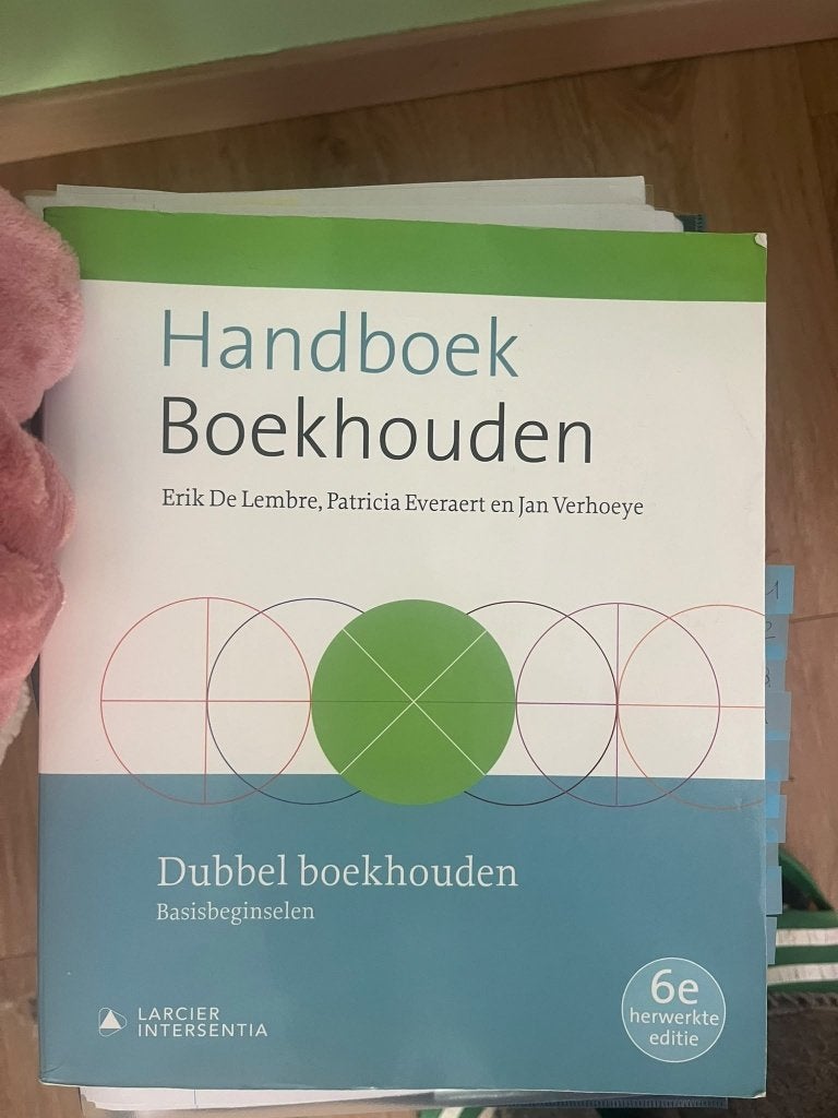 dubbel boekhouden: basisbeginselen, Bêta, Larcier Intersentia, Enlèvement ou Envoi, Enseignement supérieur