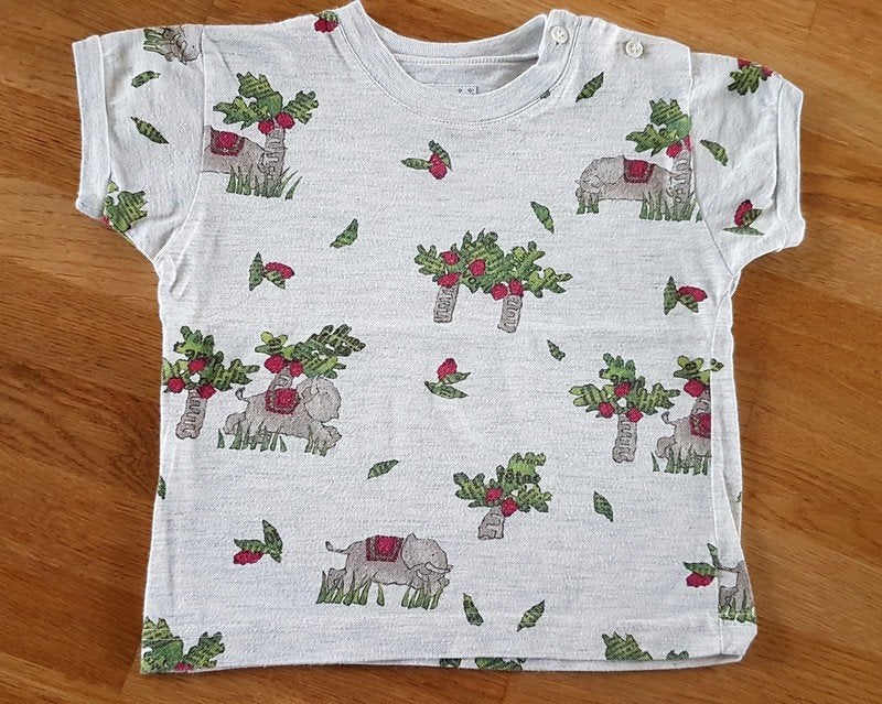 CATIMINI - T-shirt avec éléphants et arbres - T.12 mois/74cm, Garçon ou Fille, Enlèvement ou Envoi, CATIMINI, Utilisé