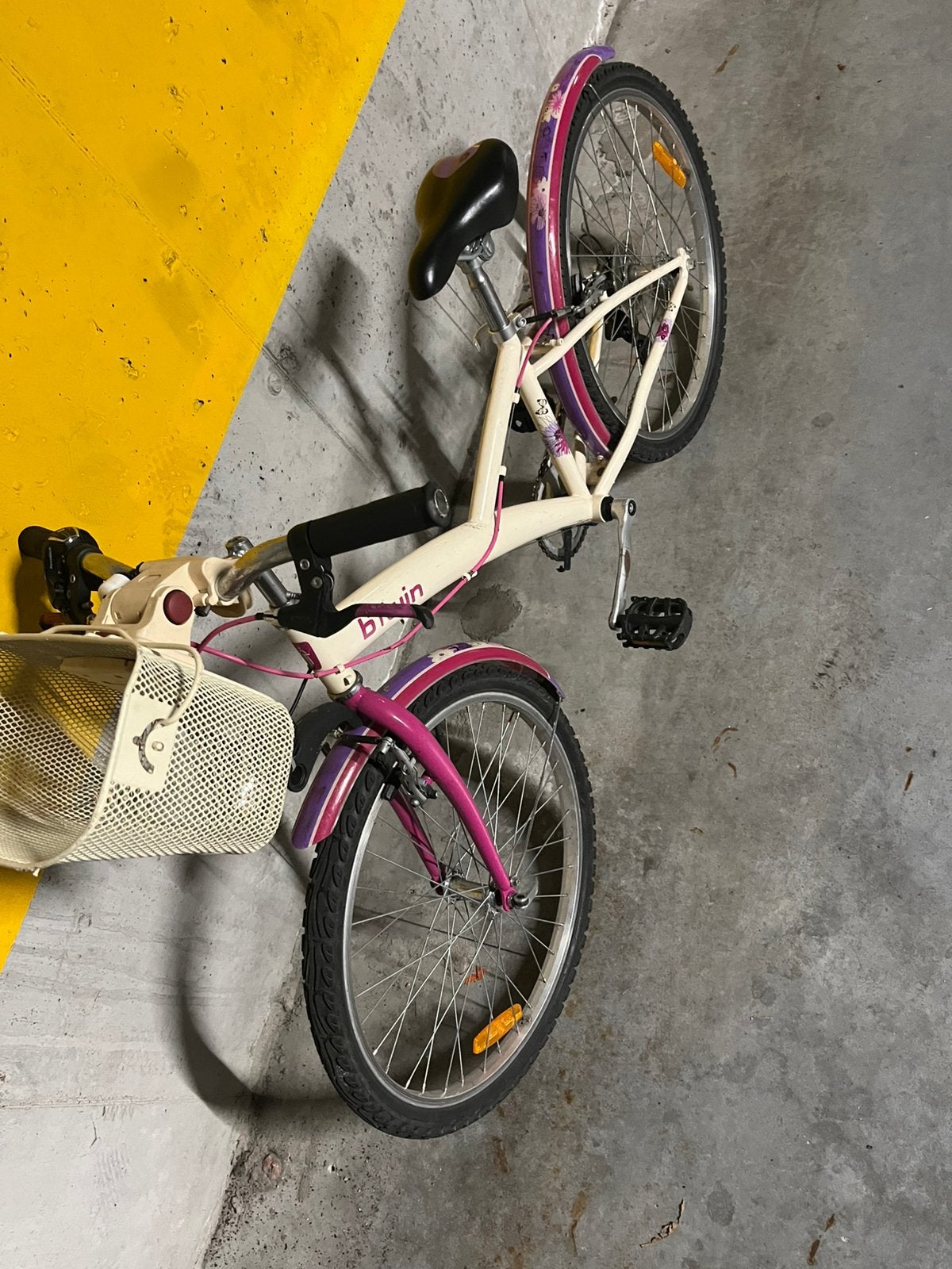 vélo Decathlon pour fille, Vélos & Vélomoteurs, Enlèvement ou Envoi, Comme neuf, Vitesses