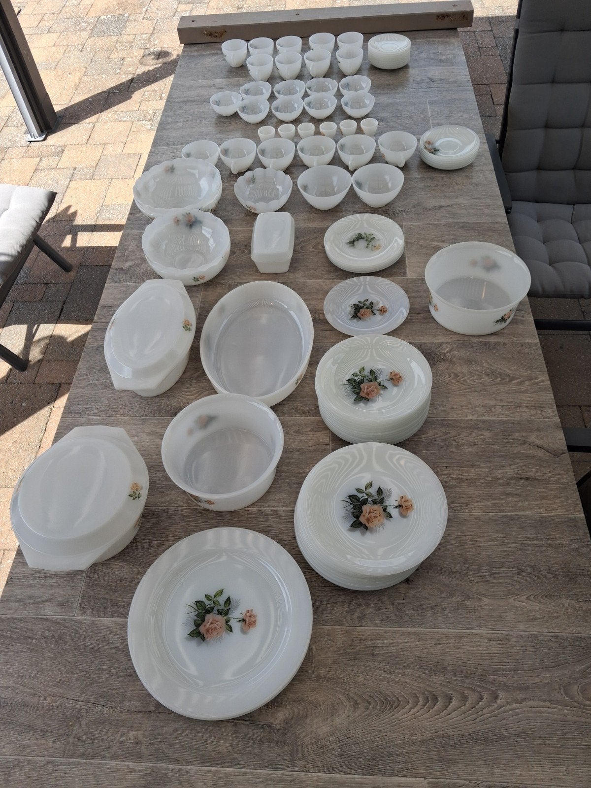 arcopal servies 76 delig, Ophalen
