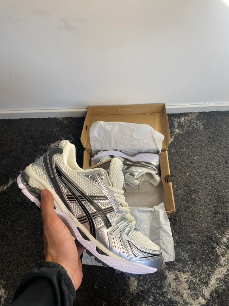 ASICS Kayano 14, Enlèvement ou Envoi, Comme neuf