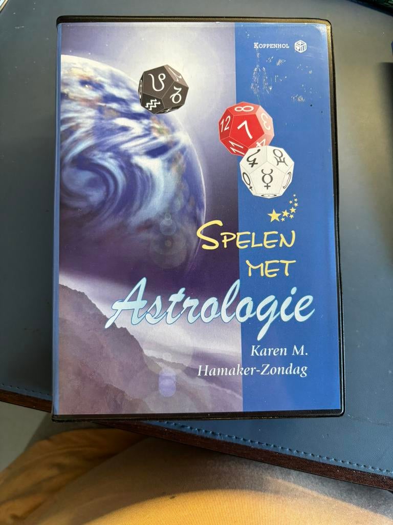 Spelen met astrologie, Enlèvement ou Envoi, Comme neuf, Astrologie, Autres types