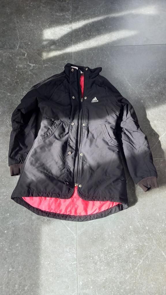 Pour filles, 1 veste "adidas" 1 veste en jeans et un gilet., Kinderen en Baby's, Ophalen