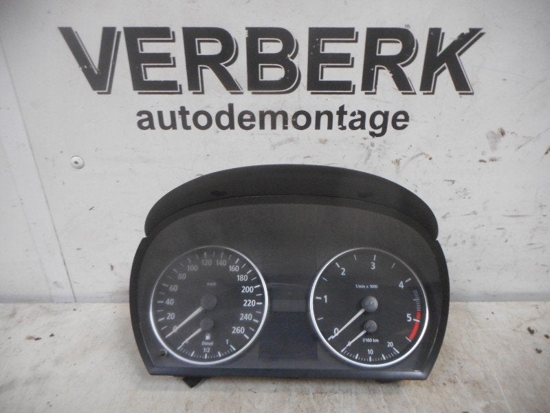 COCKPIT BMW 3 serie (E90) (12-2004/12-2011) (6.974659-01), Gebruikt, BMW, Petuelring 130
80809  München, DE, Bayerische Motoren Werke AG