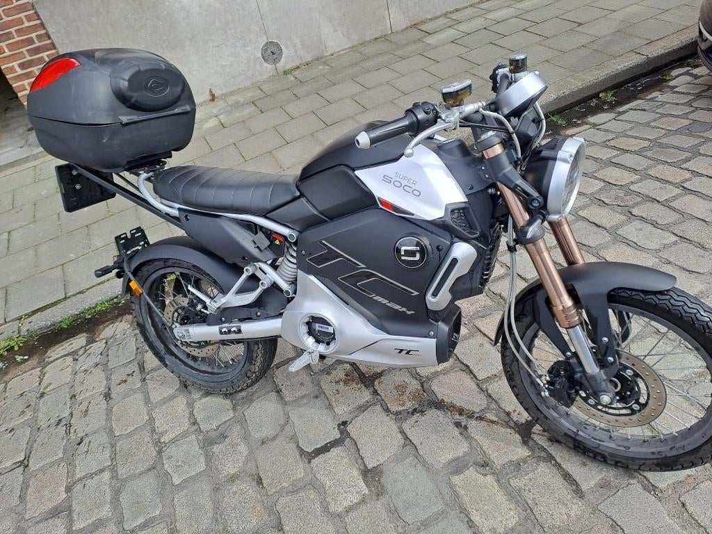 SuperSoco TC Max 2022 – Elektrisch , 2.743 km + topkoffer, Motoren, Ophalen