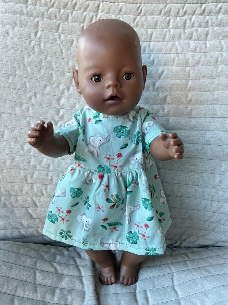 106. Babyborn: Nieuw groen jurkje met olifantjes, Enlèvement ou Envoi, Neuf, Baby Pop