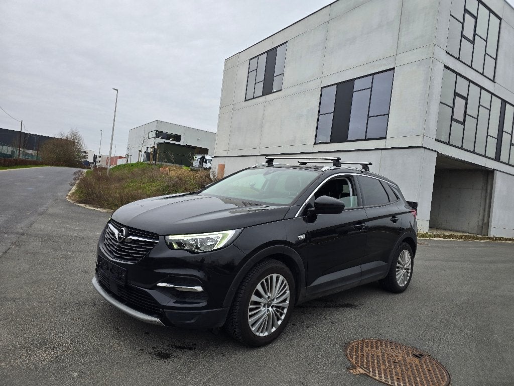 Opel Grandland x 1.2i AUTOMAAT - 118 000km - 04/2018, Auto's, Opel, 4 deurs, 1199 cc, Zwart, SUV of Terreinwagen