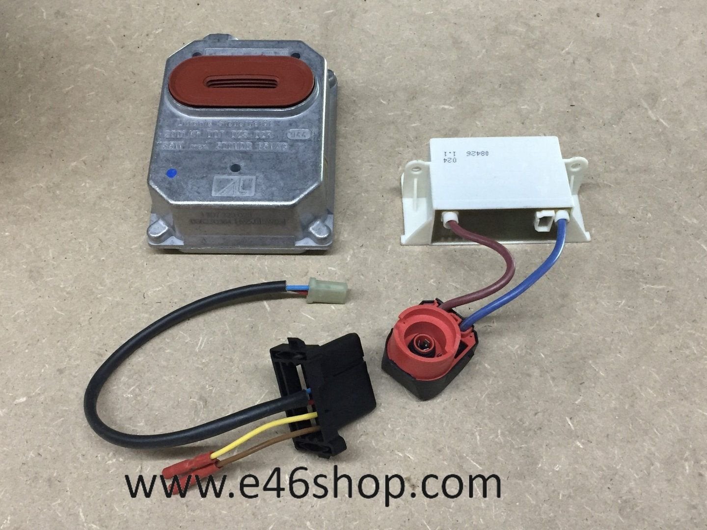 Xenon( ombouw) set BMW E32 E38 oe 63126904162 org bmw, Autos : Pièces & Accessoires, Neuf, -, -, Enlèvement ou Envoi