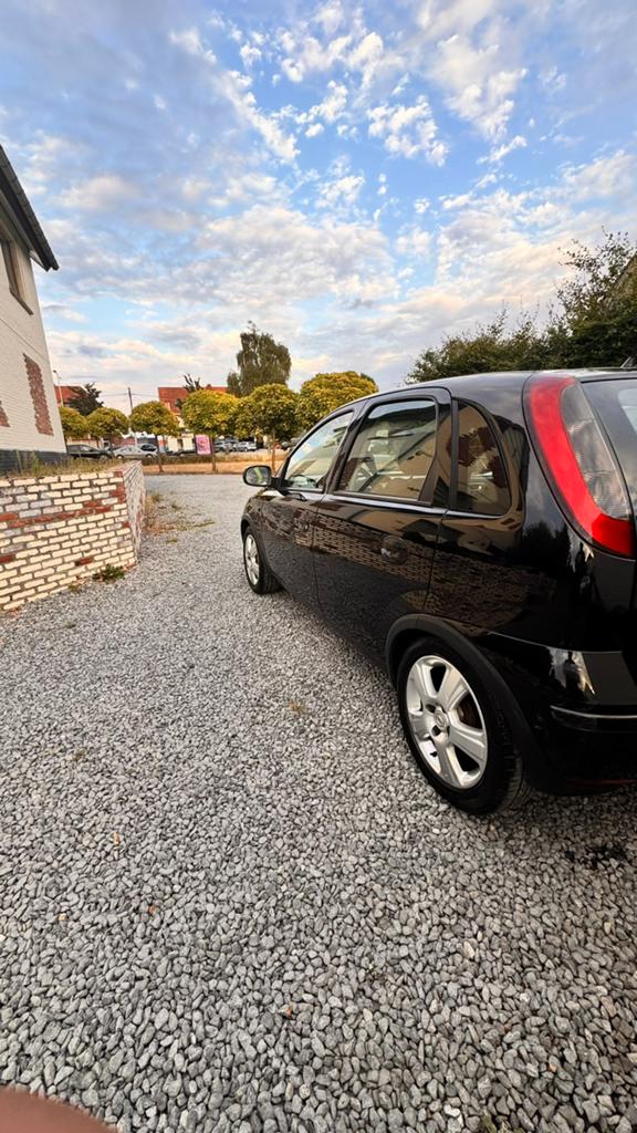 OPEL CORSA C 1.3 CDTI, Autos, Fiat, Particulier, Air conditionné, 5 portes, Boîte manuelle, Noir, Enlèvement