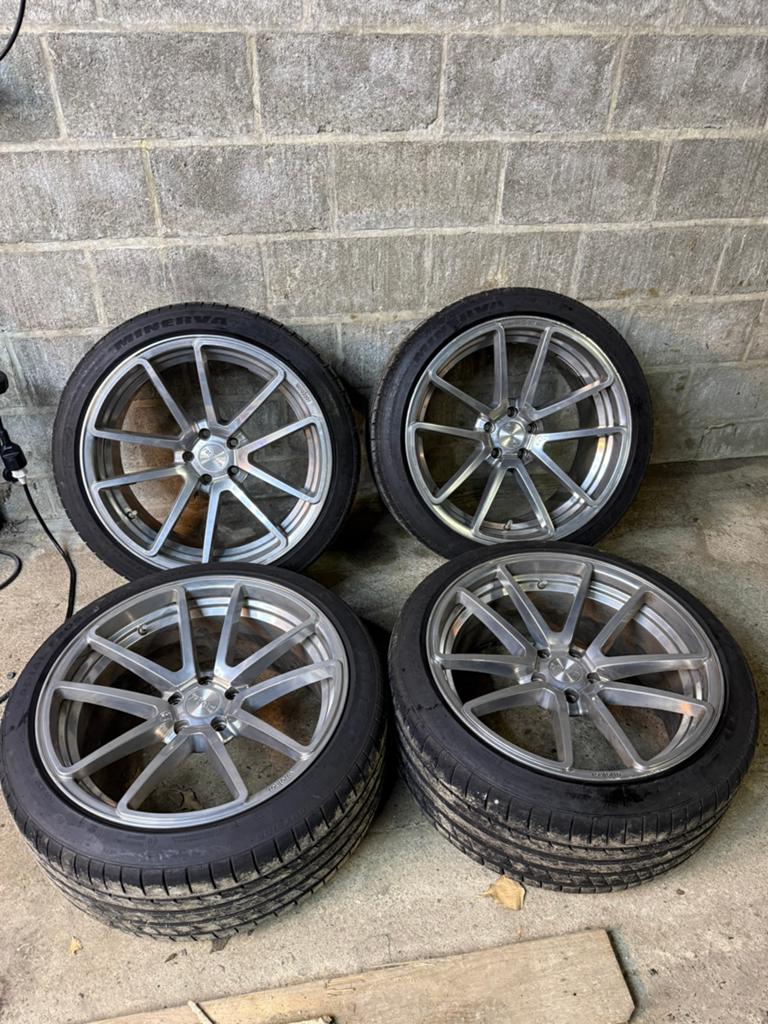 Rotiform 5x112 hoogglanz verdicht met nieuwe banden 20 inch, Auto-onderdelen, Banden en Velgen, Band(en), 20 inch, Ophalen