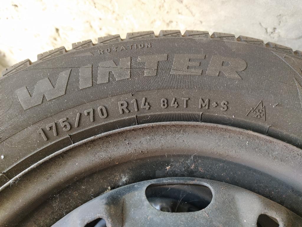 Winterbanden VW Polo, Auto-onderdelen, Ophalen, 14 inch, Gebruikt, 175 mm