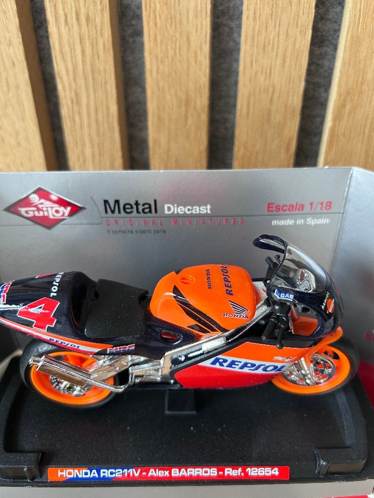 Honda RC211V Alex Barros Repsol –Guiloy 1:18 –originele doos, Autres marques, Enlèvement ou Envoi, Moteur, Comme neuf