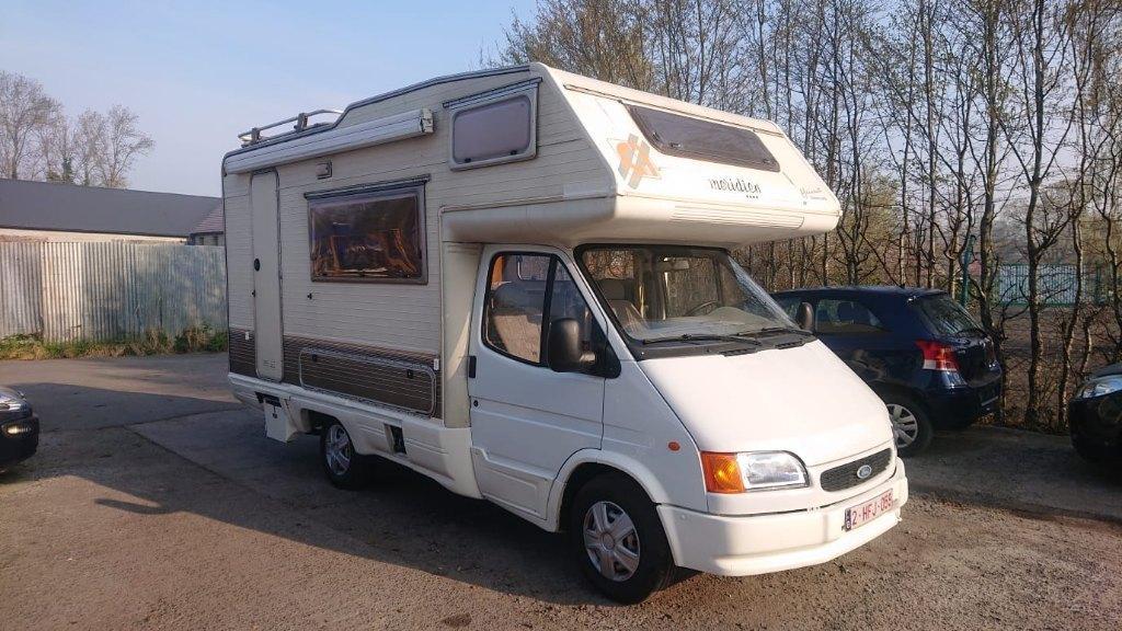 Camping car Ford transit 2500cc diesel 1996 140000km, Caravanes & Camping, Camping-cars, Jusqu'à 5, Siège standard, Entreprise