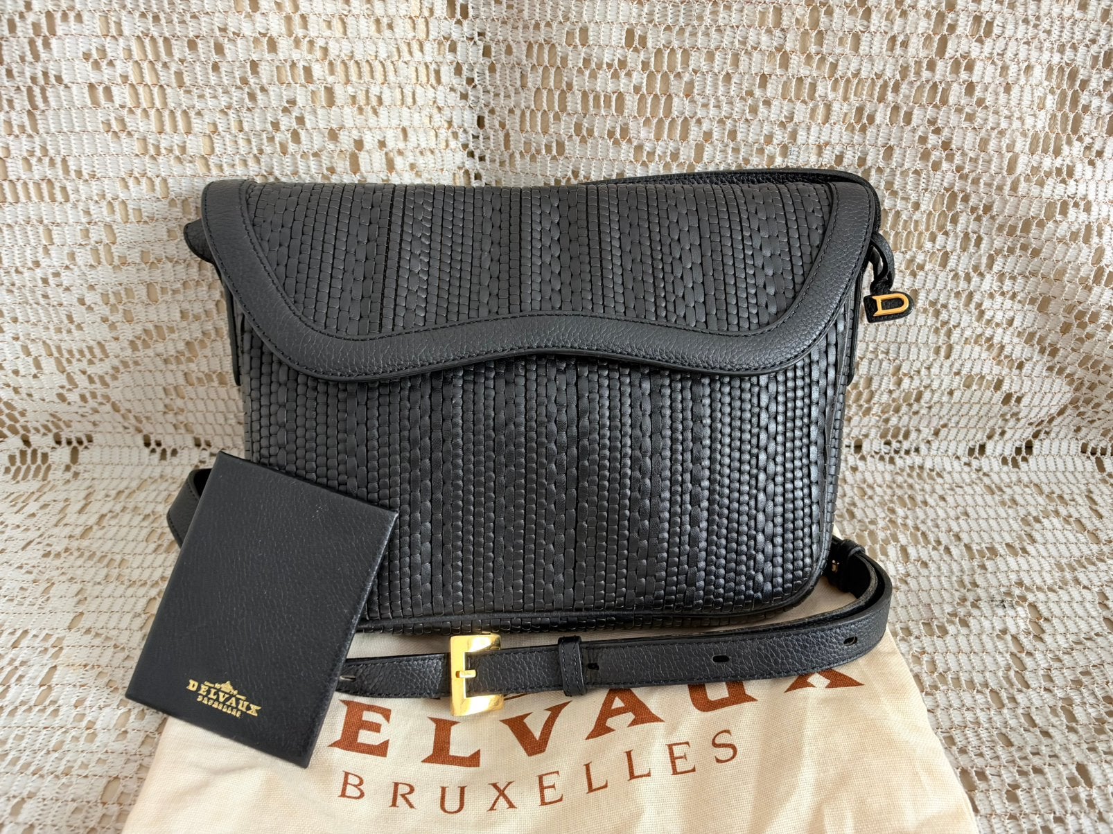 Sac bandoulière DELVAUX cuir tressé noir, Enlèvement ou Envoi, Comme neuf, Noir