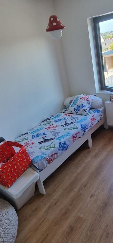 Lit une personne modulable ikéa, Maison & Meubles, Enlèvement, Une personne