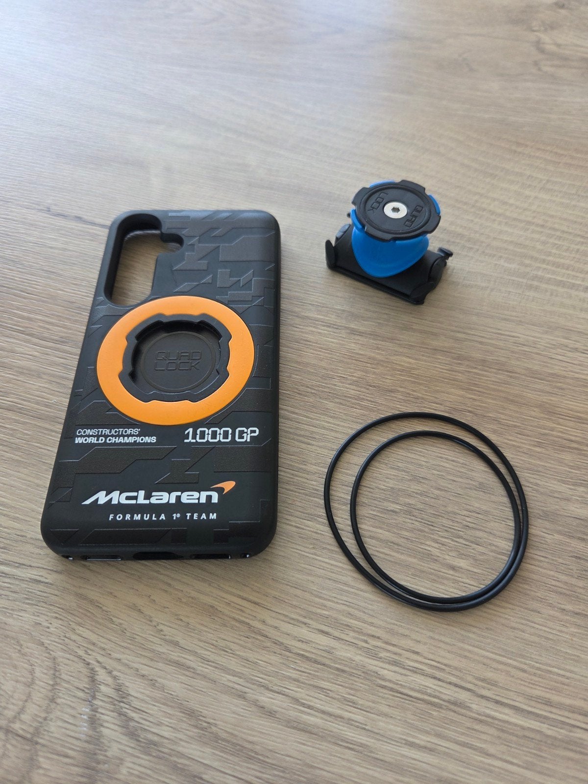quad Lock steun en S25 MC laren hoesje, Télécoms, Téléphonie mobile | Housses, Coques & Façades | Samsung, Enlèvement ou Envoi