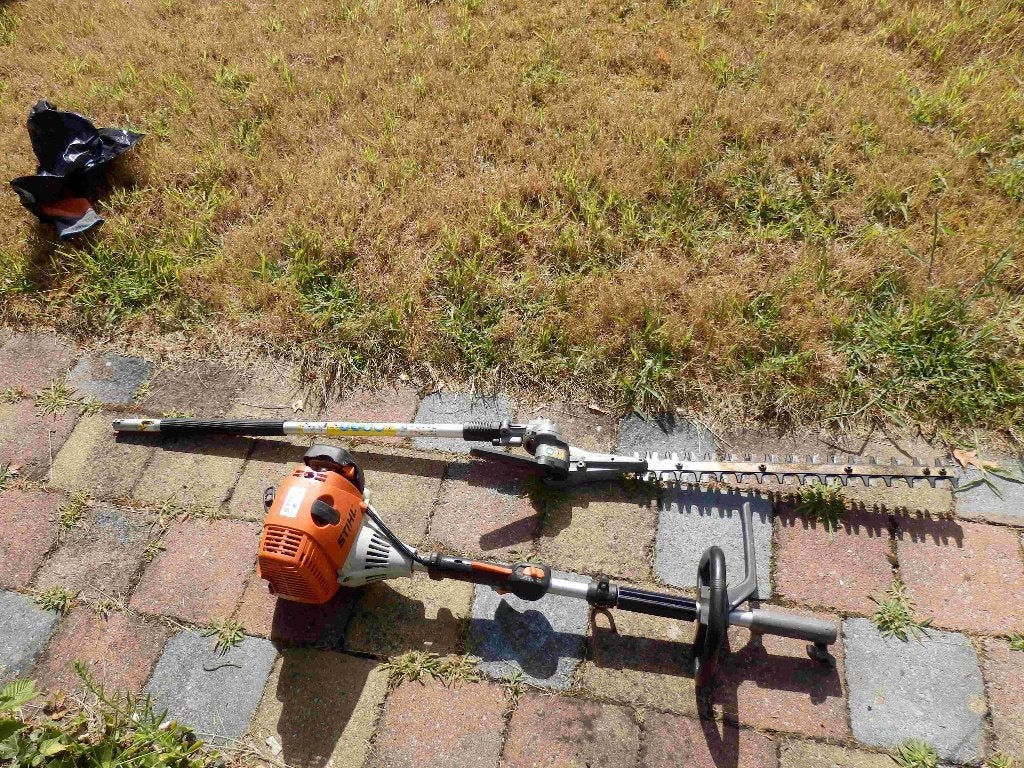 Stihl KM 100 met haagschaar, Enlèvement, Utilisé, Essence, Stilh