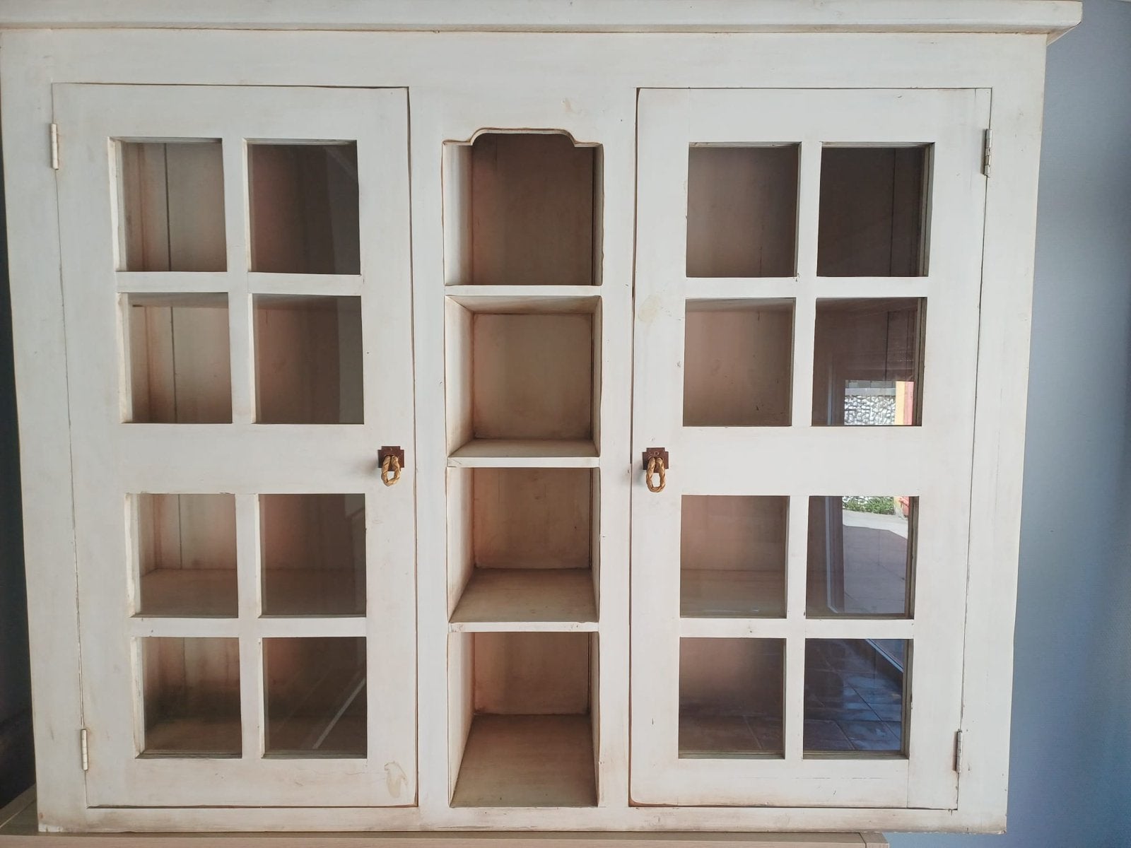 Bovenste vitrine kast, Ophalen, Zo goed als nieuw