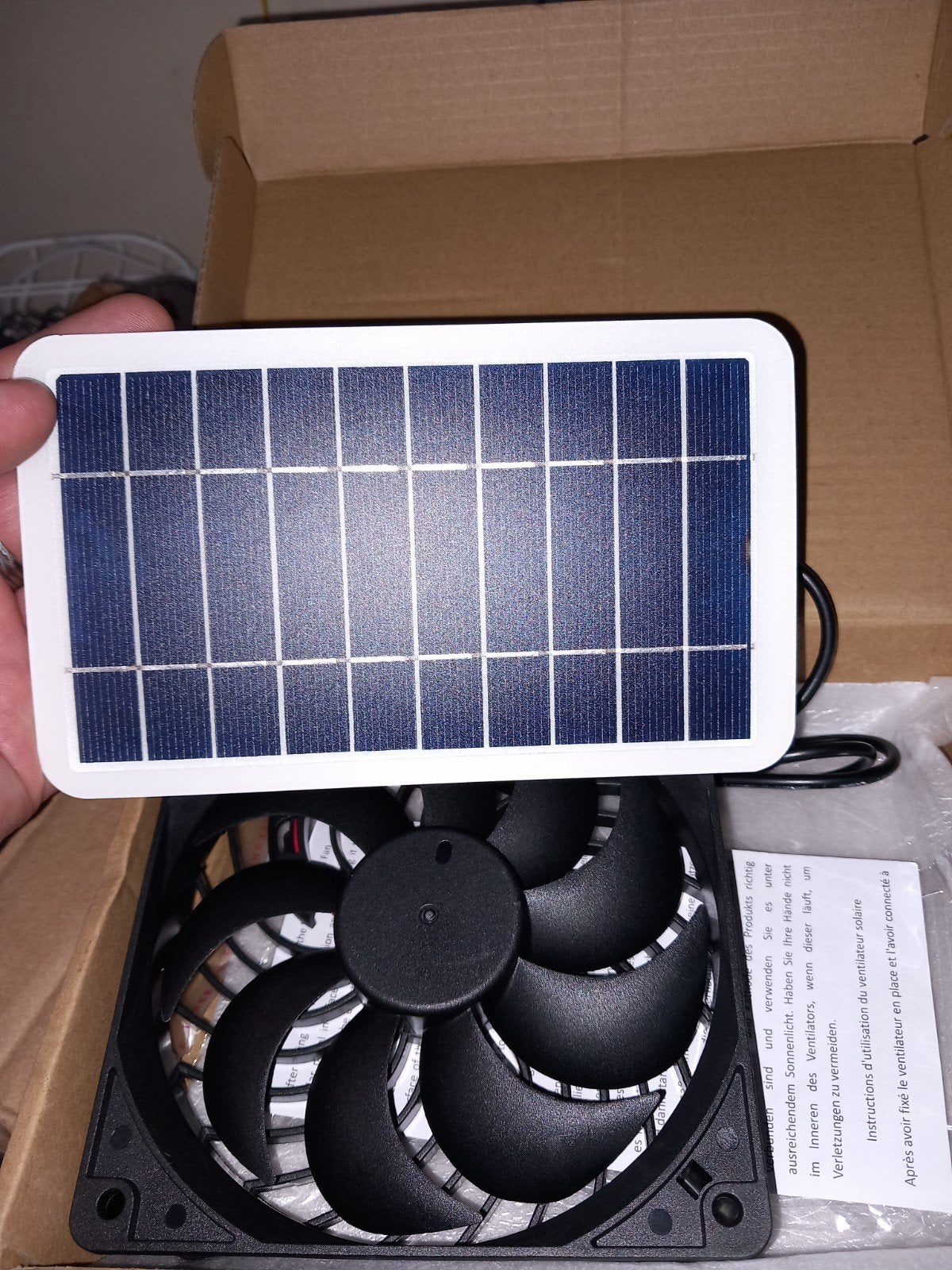 Windblazer op zonneergie voor dieren hok, Computers en Software, NAS, Ophalen