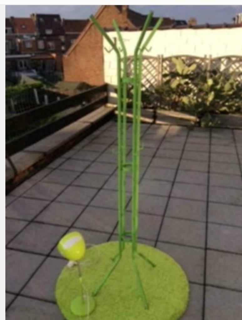 Lampe de chambre d'enfant/portemanteau/tapis, Enlèvement, Comme neuf, Lampe