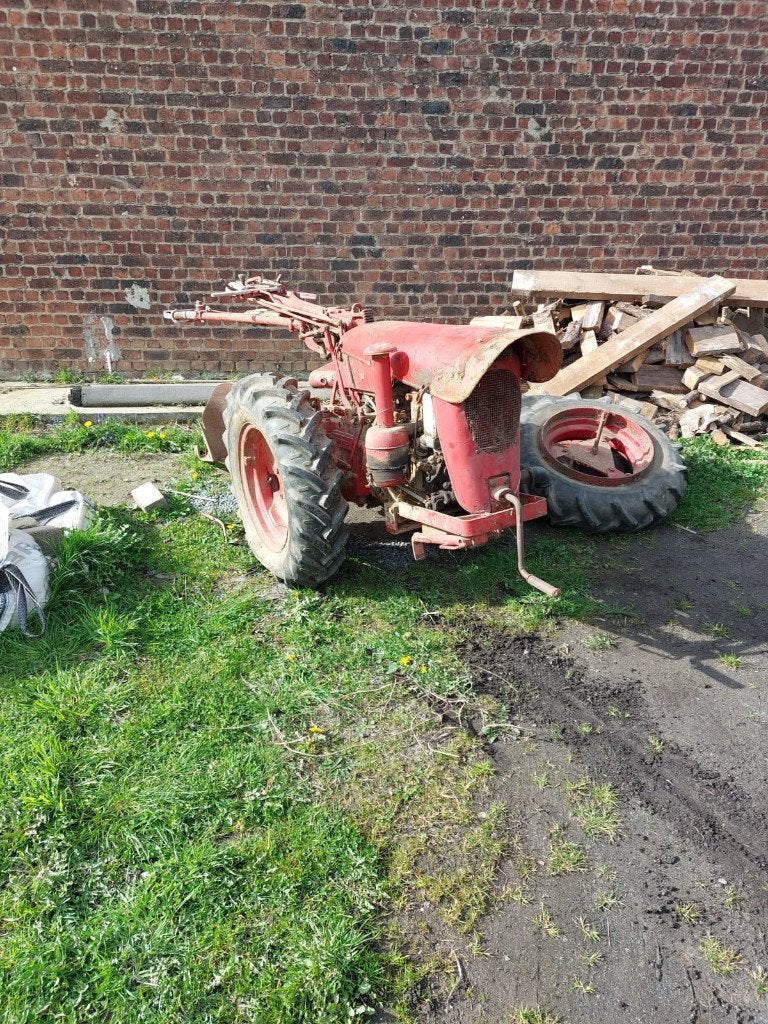Tracteur Bungartz L5D à essieu unique de 1957, Articles professionnels, Agriculture | Tracteurs, jusqu'à 80 ch, Utilisé, Enlèvement
