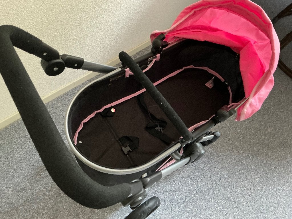 Poppenwagen (pop niet inbegrepen), Ophalen, Zo goed als nieuw, Meisje