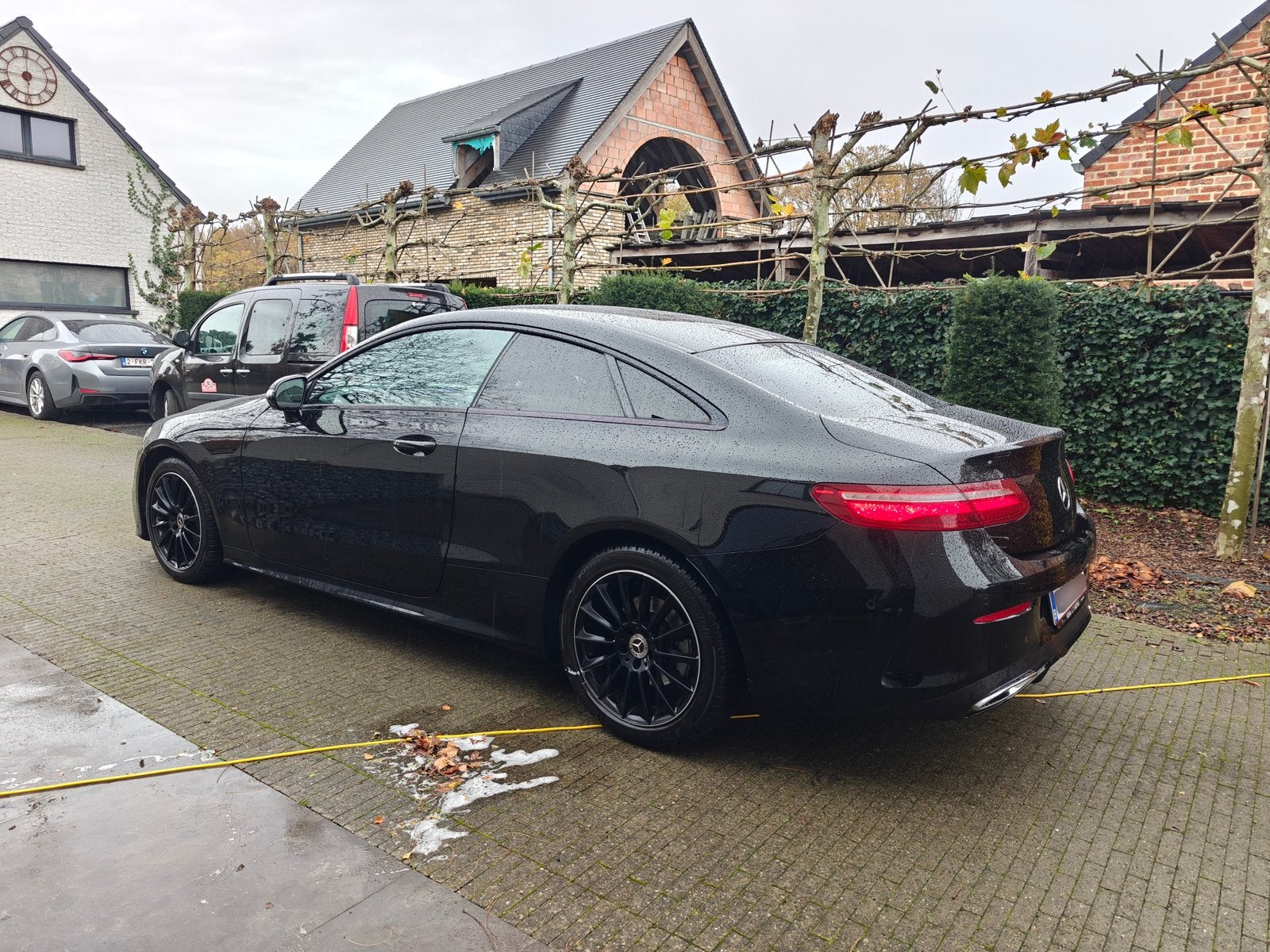 Mercedes E220d coupé AMG 2020, Auto's, Automaat, Bi-Xenon koplampen, 4 cilinders, Zwart