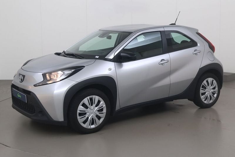Toyota Aygo X 1.0i vvt-i x play 72, Auto's, Toyota, 4 zetels, Gebruikt, Overige bekleding, 72 pk