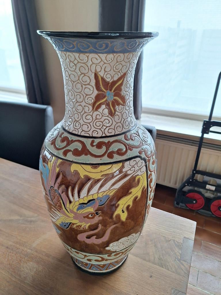 Grand vase chinois, Enlèvement