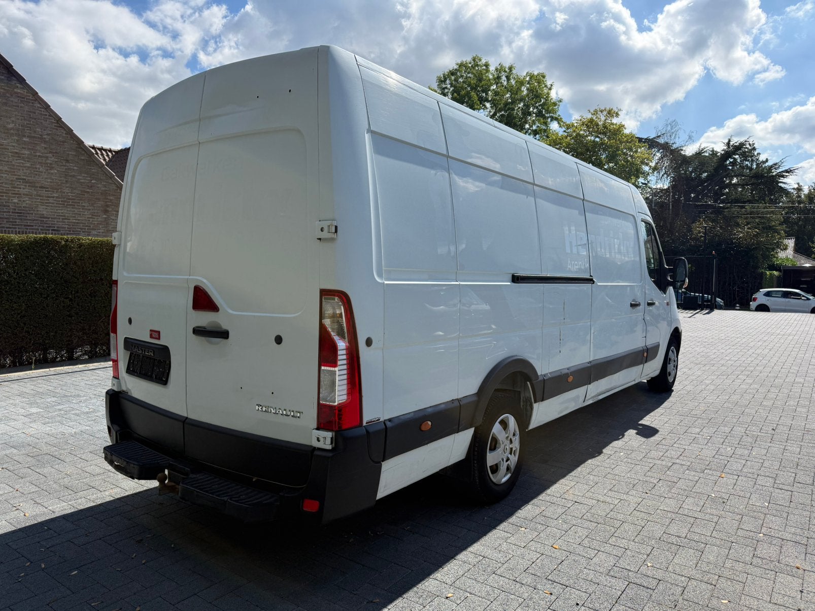 Renault Master 2.3 dCi L3H3 | Navi | Airco | Euro 6b, Auto's, 4 cilinders, 120 kW, Handgeschakeld, 5 deurs