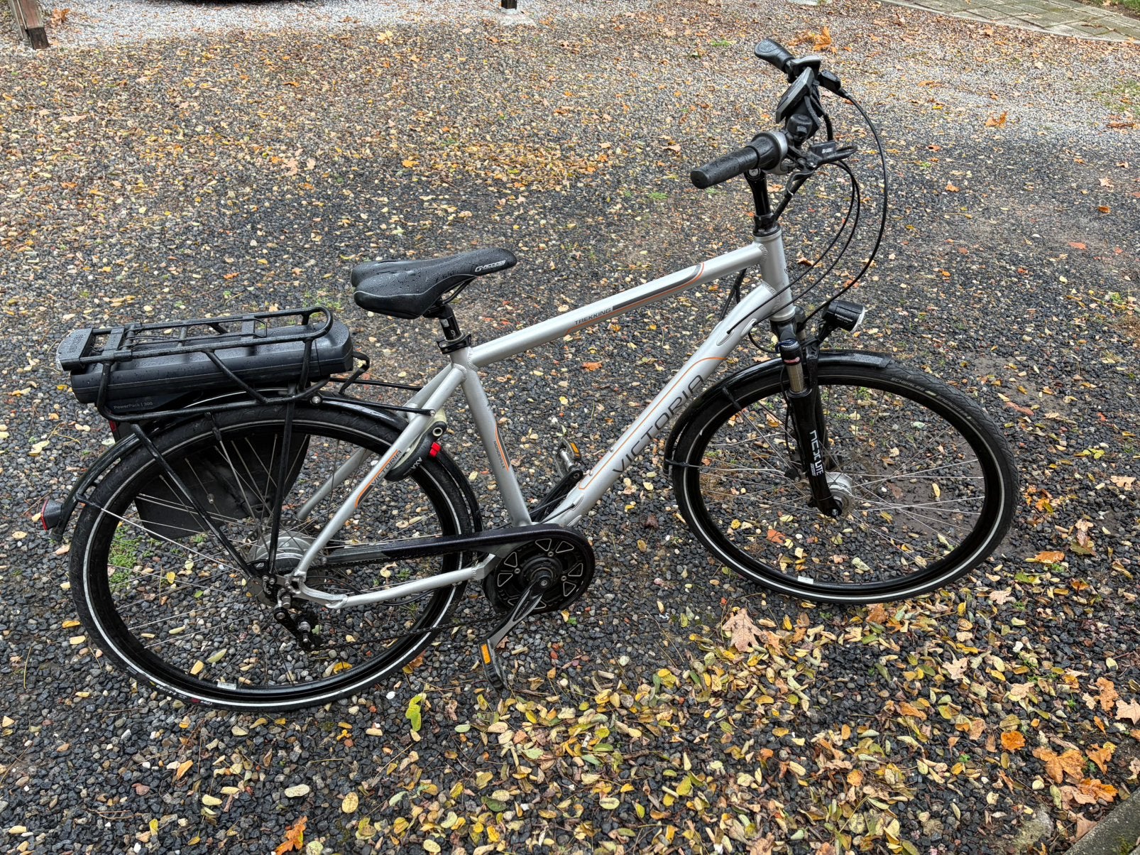 Elektrische herenfiets victoria met middenmotor, Ophalen, Gebruikt