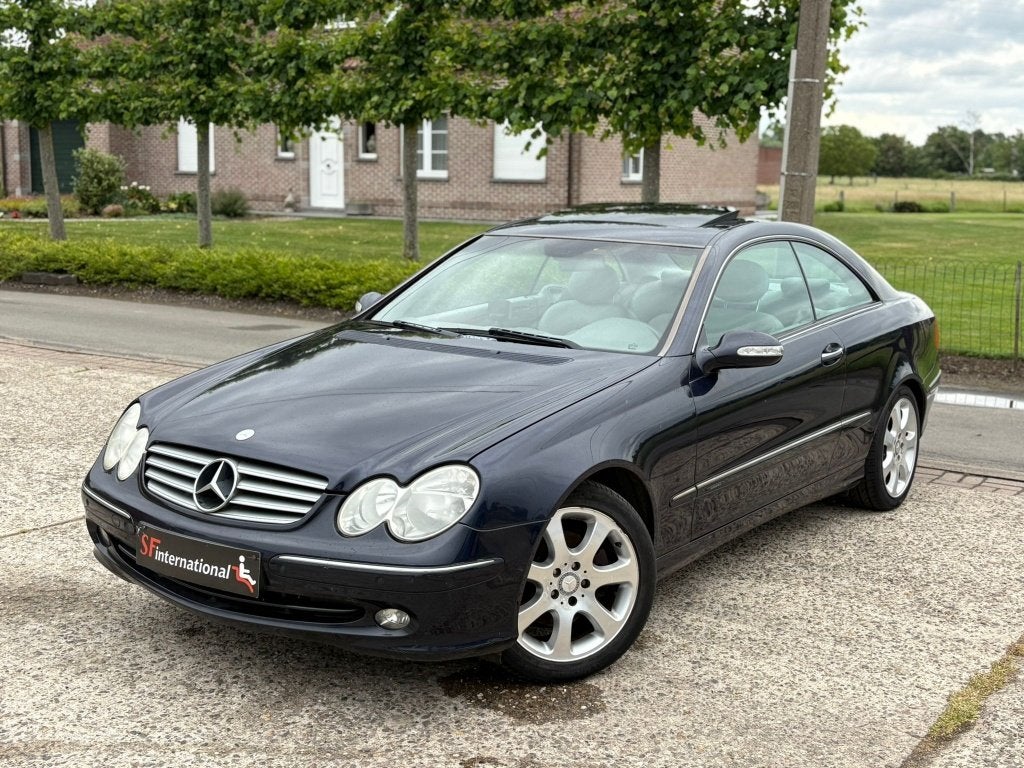 MERCEDES CLK240 BENZINE AUTOMAAT OPENDAK OPKNAPPER, Auto's, Automaat, Parkeersensor, Leder, Bedrijf
