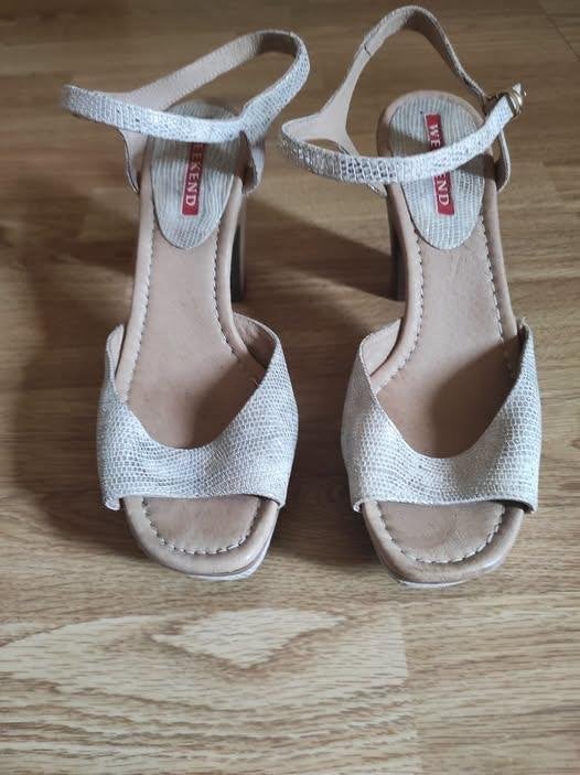 Sandalen voor het nieuwe weekend met hakken - maat 39, Kleding | Dames, Autre, Pumps, Beige, Nieuw